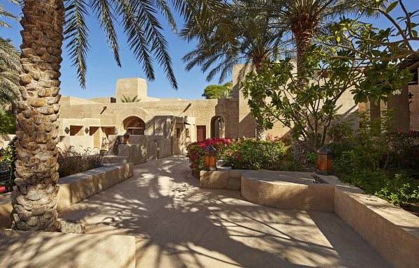 Bab_Al_Shams_Architecture