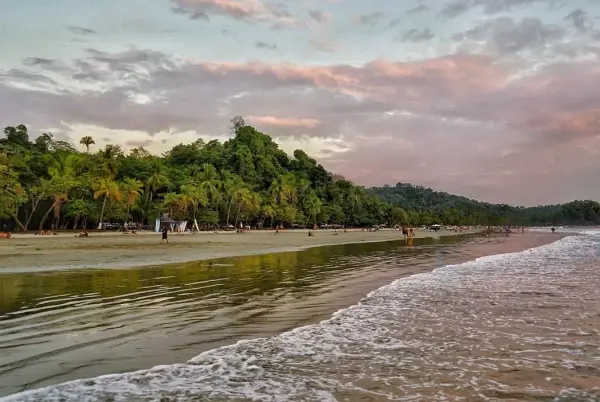 CostaRica_Playa_Espadilla_Manuel_Antonio