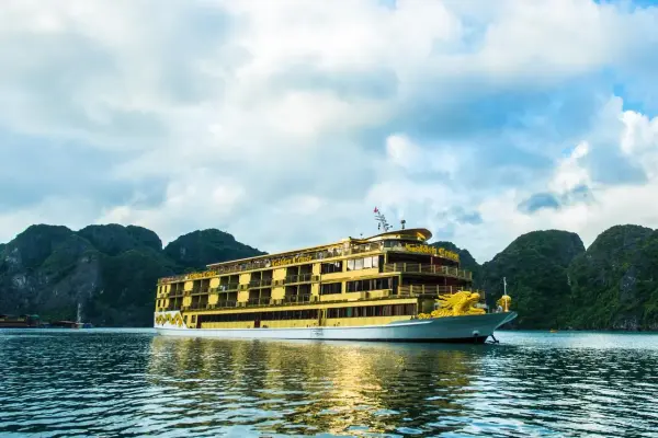 Golden_Cruise_Halong_Bay