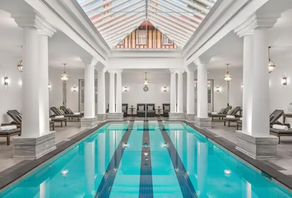 Grand_Hotel_pool