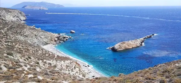 grecia_folegandros-spiaggia-katergo