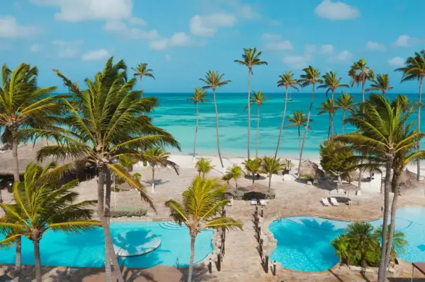 holiday_inn_aruba_pool