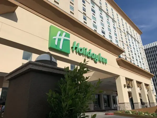 Holiday Inn Los Angeles Airport, esterni