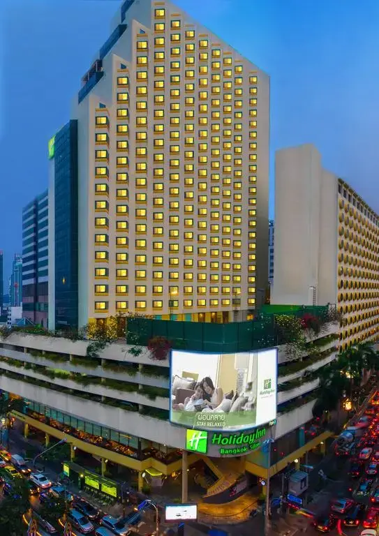 Holiday Inn Silom, esterni