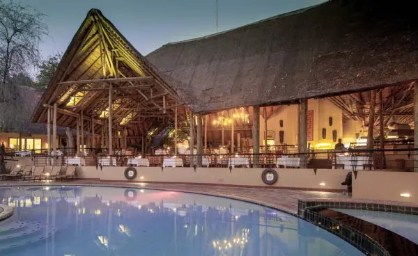 Chobe Safari Lodge, ristorante