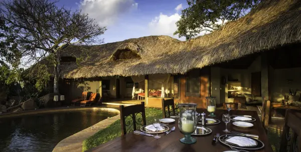 Kenya_Elsas_Kopje_Guest_Room_Private_House_Private_Dining