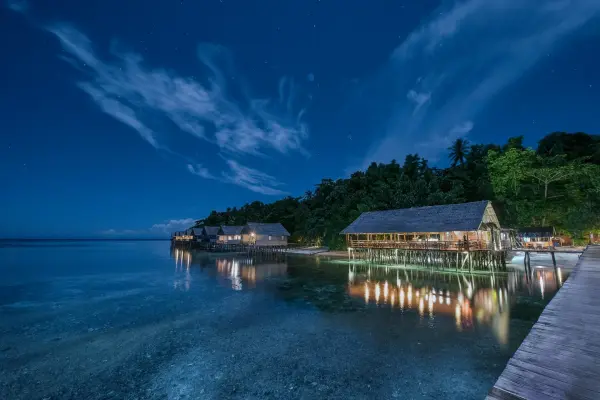 papua_paradise_ecoresort_Restaurant-SUP-PM