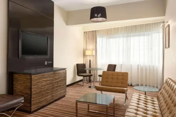 Ramada_Colombo__suite