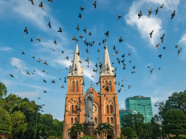 Vietnam_Saigon_Notre_Dame_cathedral