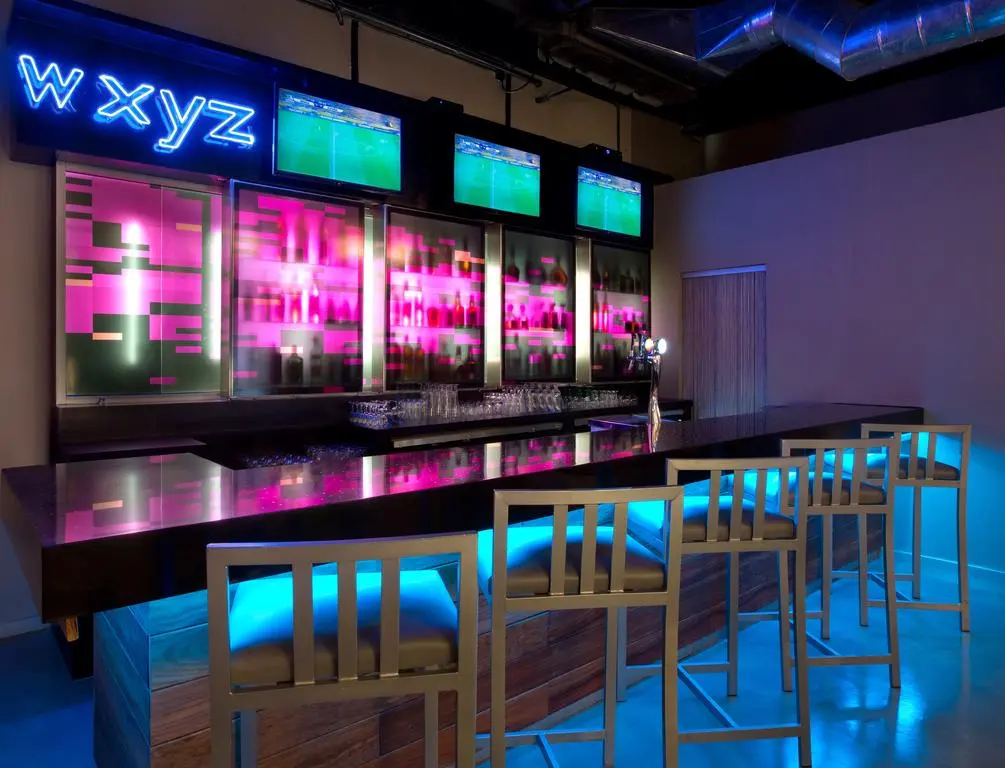 Aloft_bar