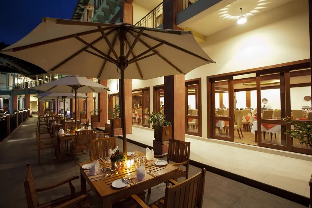 Amaya Hills, ristorante Rasawasala