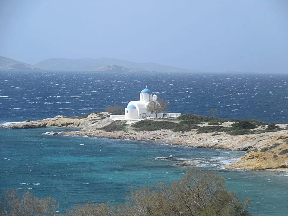 Amorgos_chiesa_flutti