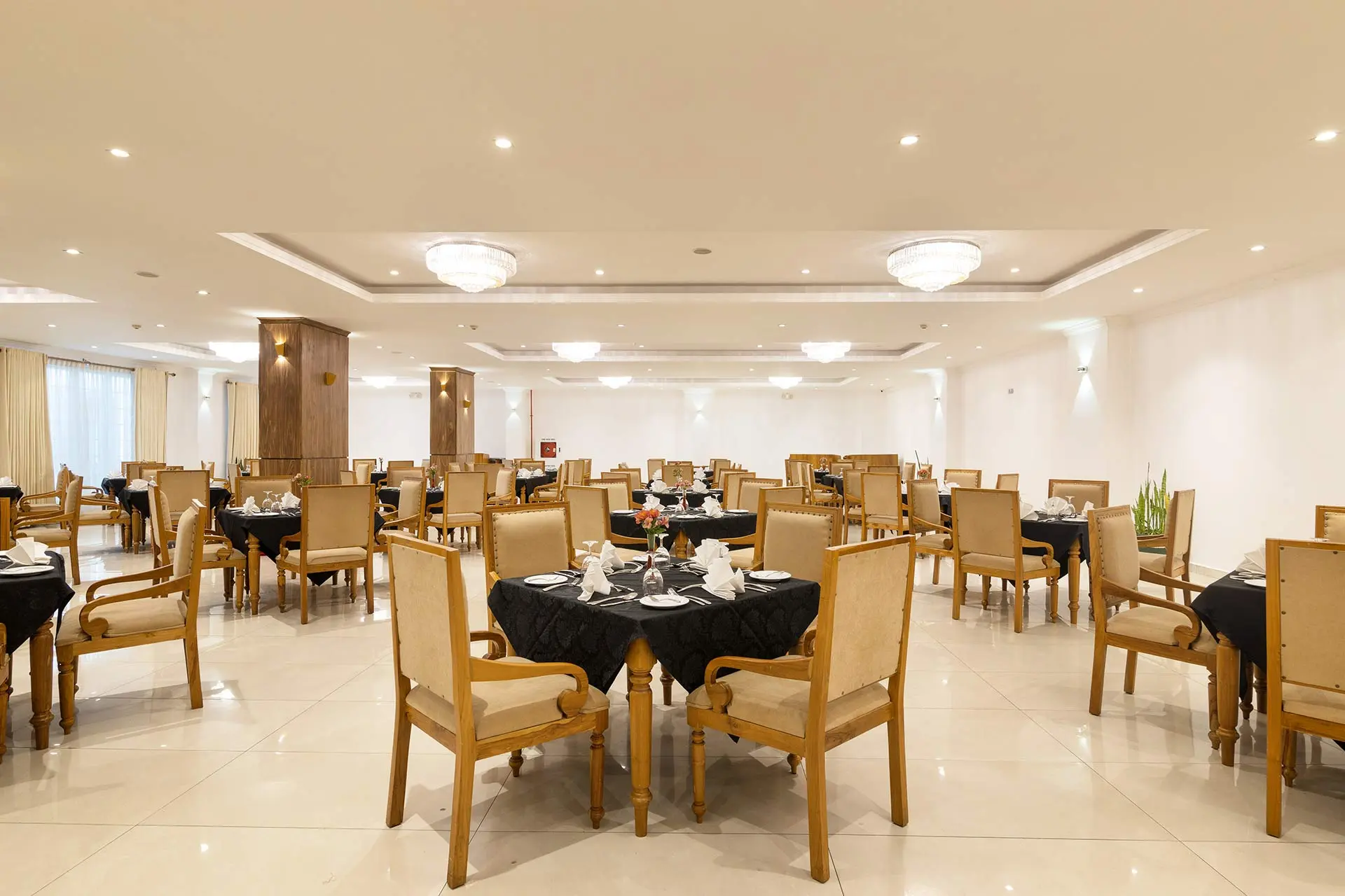 Araliya_green_city_restaurant