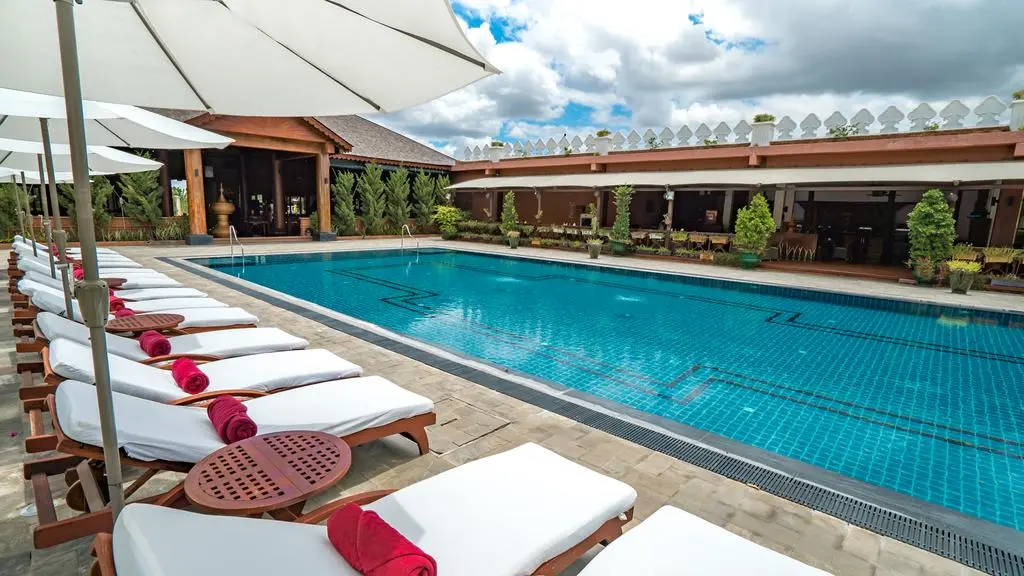 Bagan Lodge, Piscina