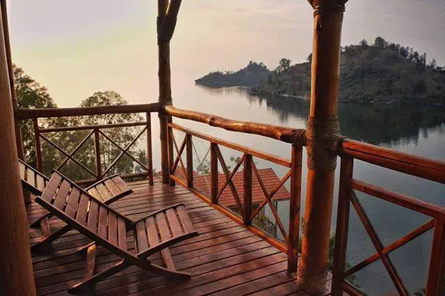 Cormoran Lodge, Veranda