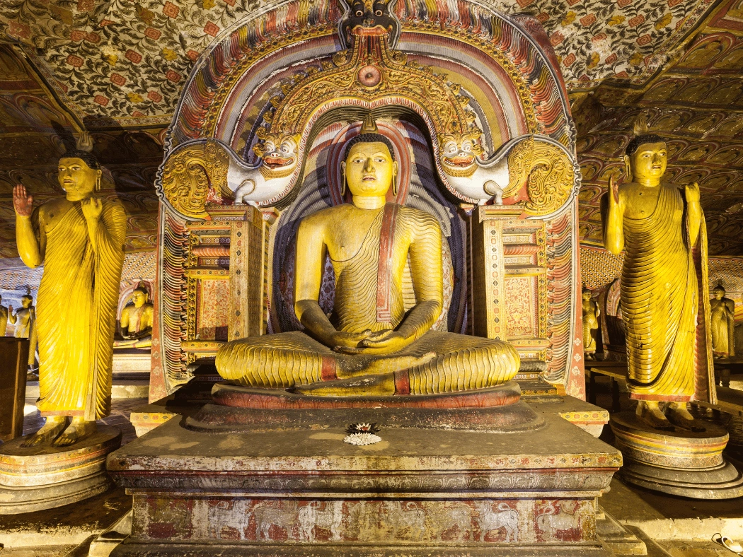 Dambulla_golden_cave