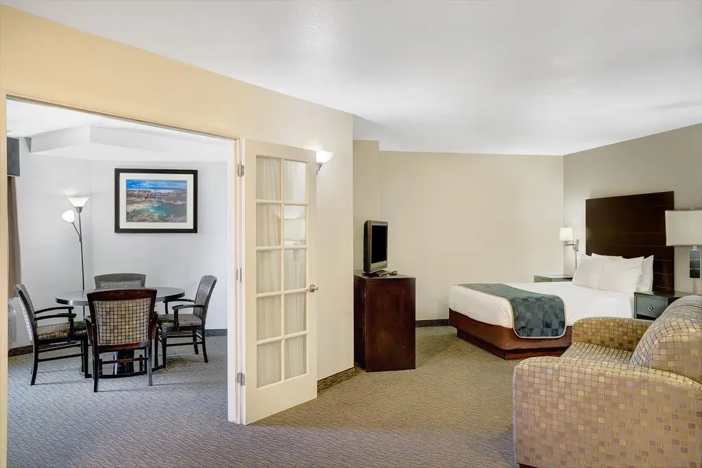 Days Inn & Suites by Wyndham Page Lake Powel, suite