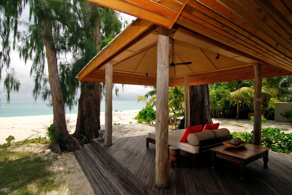 DenisIsland_BeachVilla_Patio