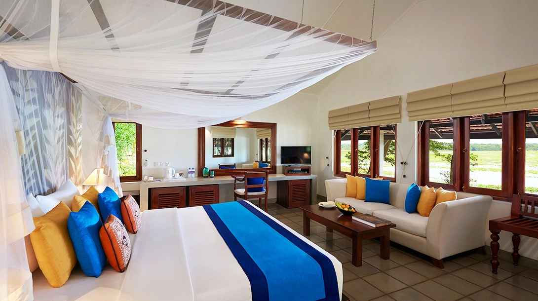 Habaranavillage_Rooms_Kingfisher-Lodge_Bedroom_1090x610