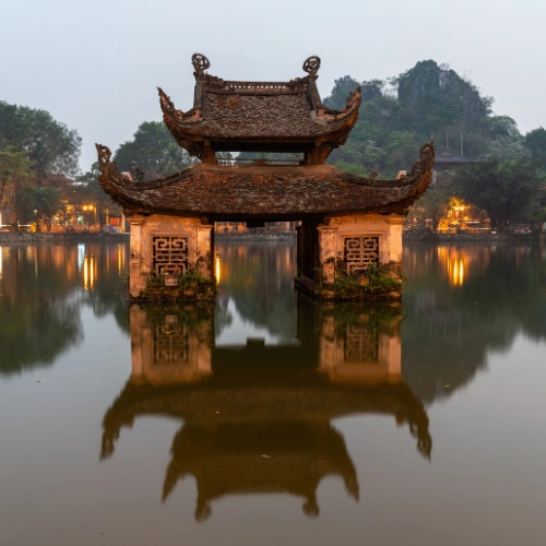 hanoi-pagoda-thay