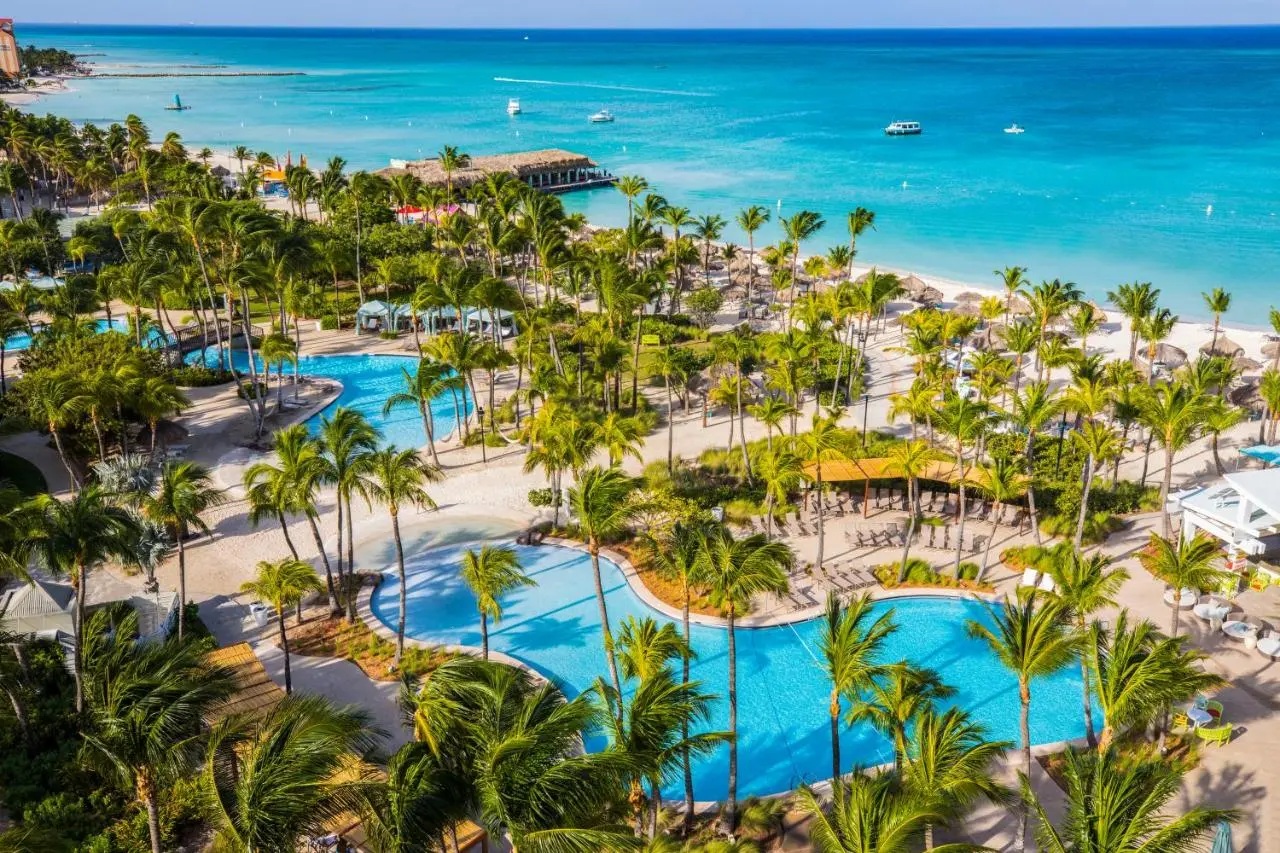 Hilton_aruba_caribbean_beach_resort_view