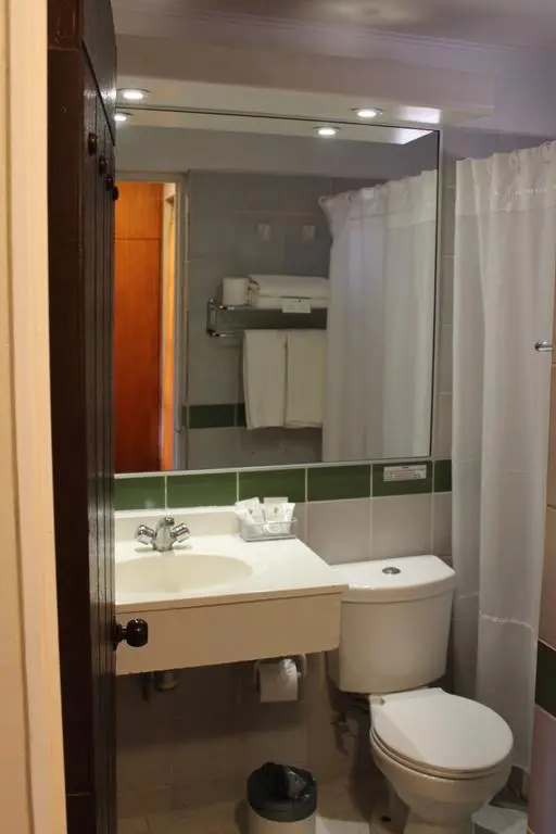 Hotel Diego de Almagro, bagno