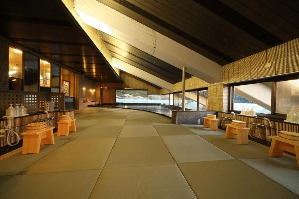 Hotel Miyarikyu, Bagno pubblico