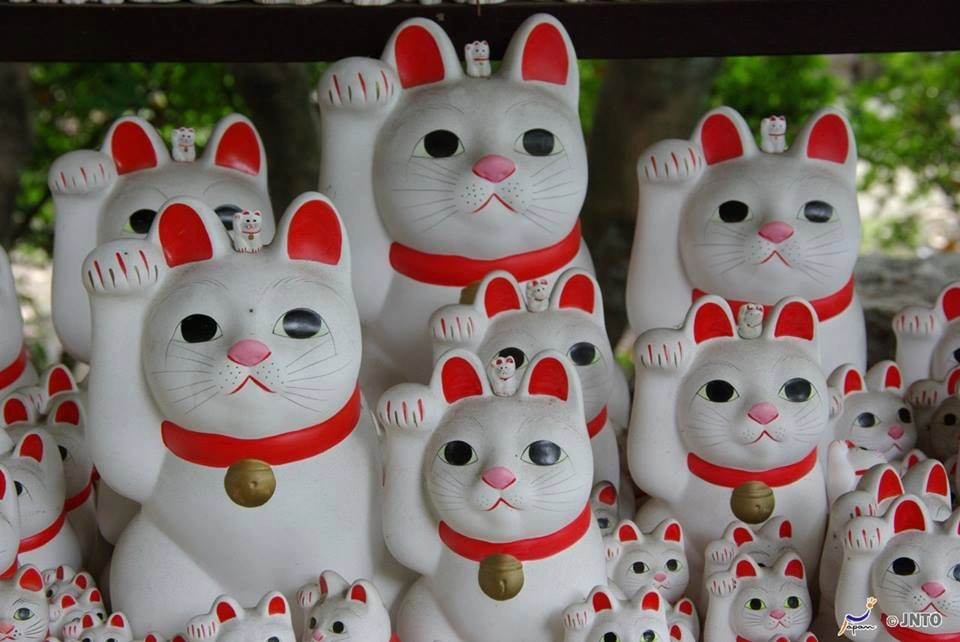 img_element_14006_maneki-neko-l-infallibile-gatto-portafortuna