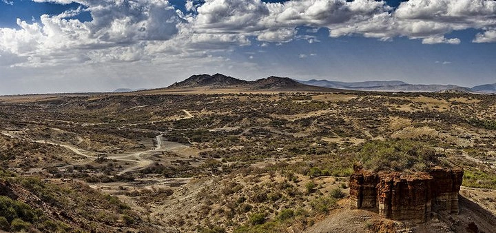 img_element_14074_olduvai-george