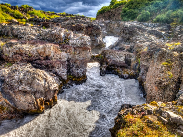 Islanda_Barnafoss_Falls