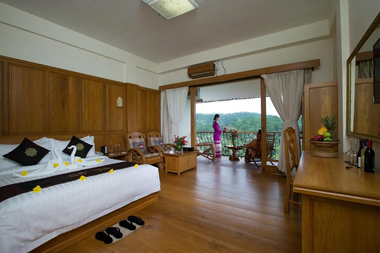 Kalaw_-_Dream_Mountain_Resort_Camera