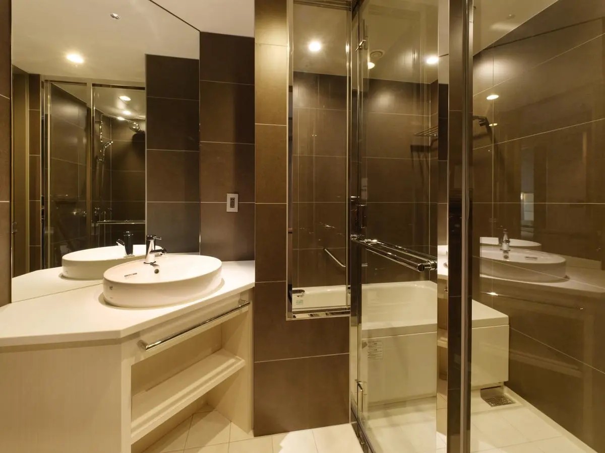 Keihan_Tsukiji_Ginza_Grande_Hotel_Tokyo__bathroom