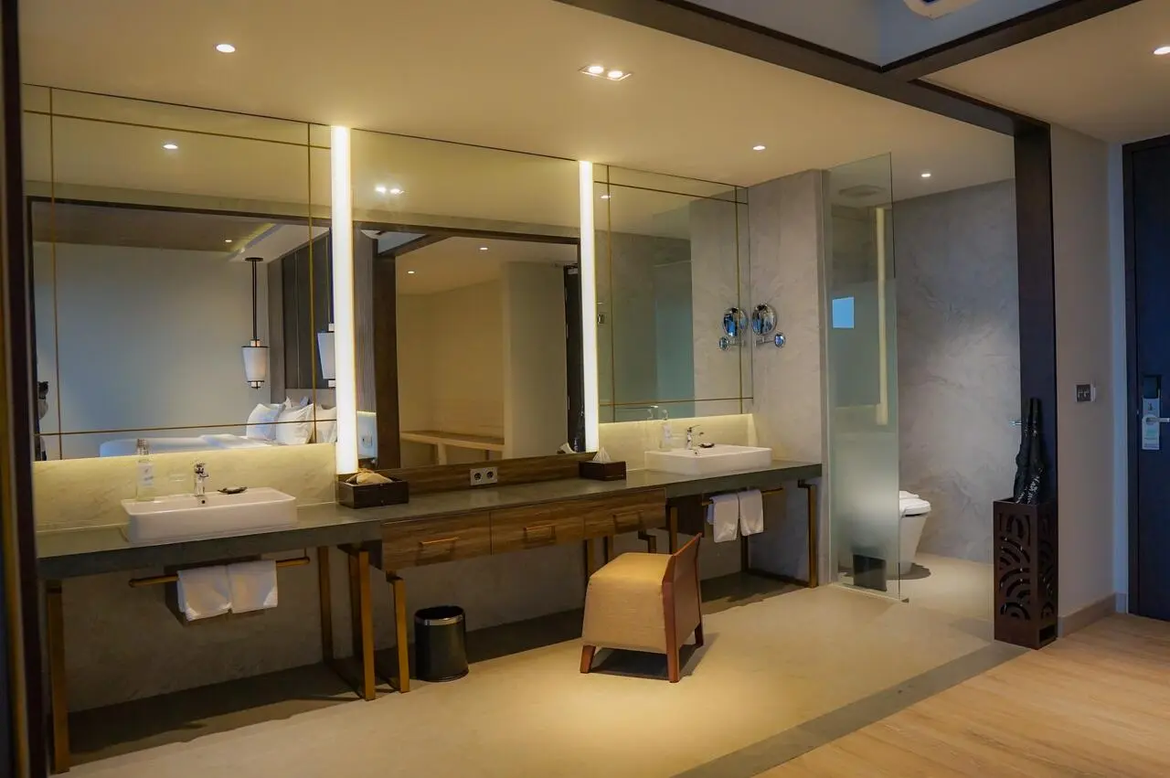 Kepatang_Indah_Hotel_Ijen_bathroom