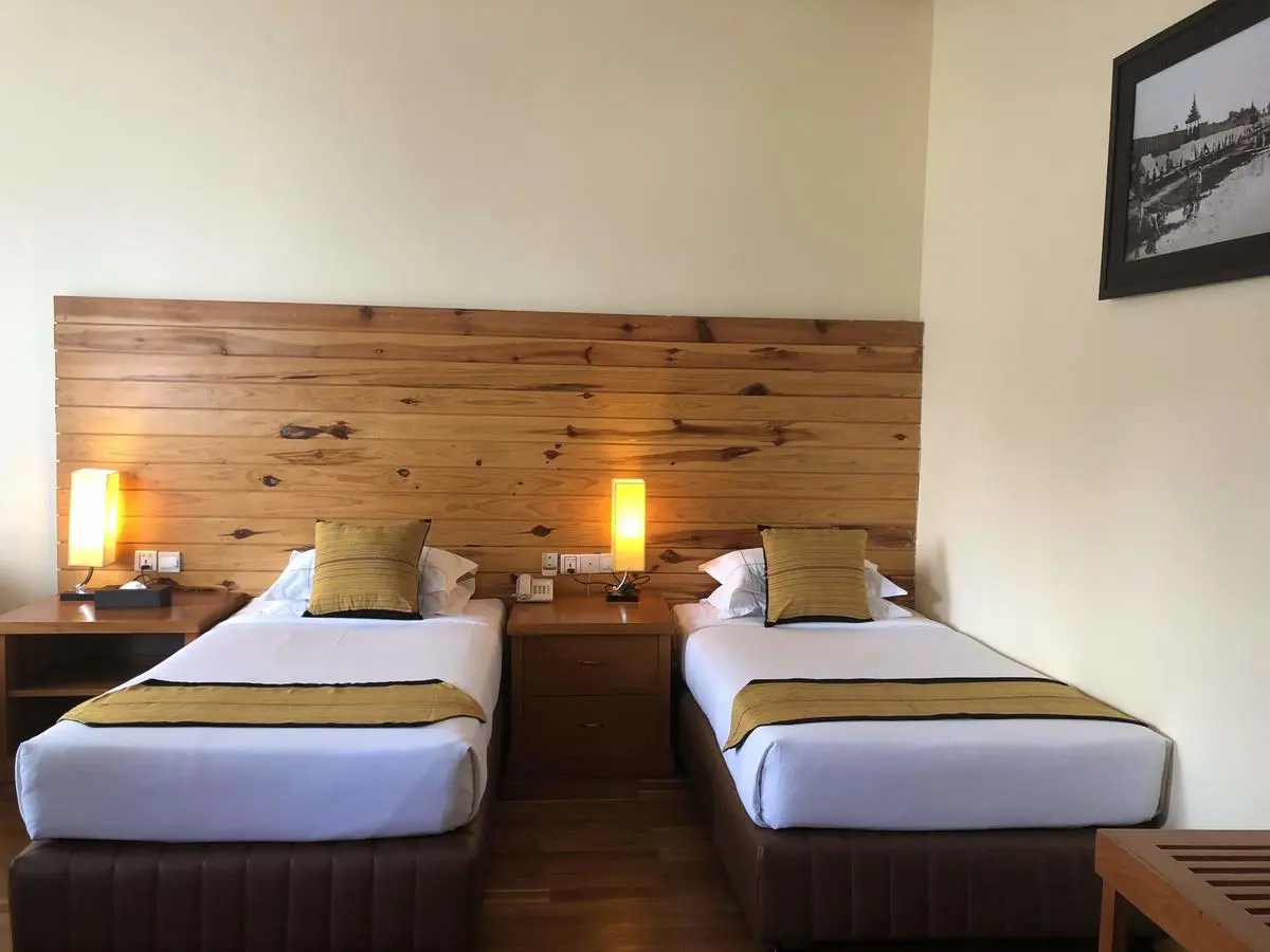 Loikaw_-_Keinnara_Lodge_twin_room