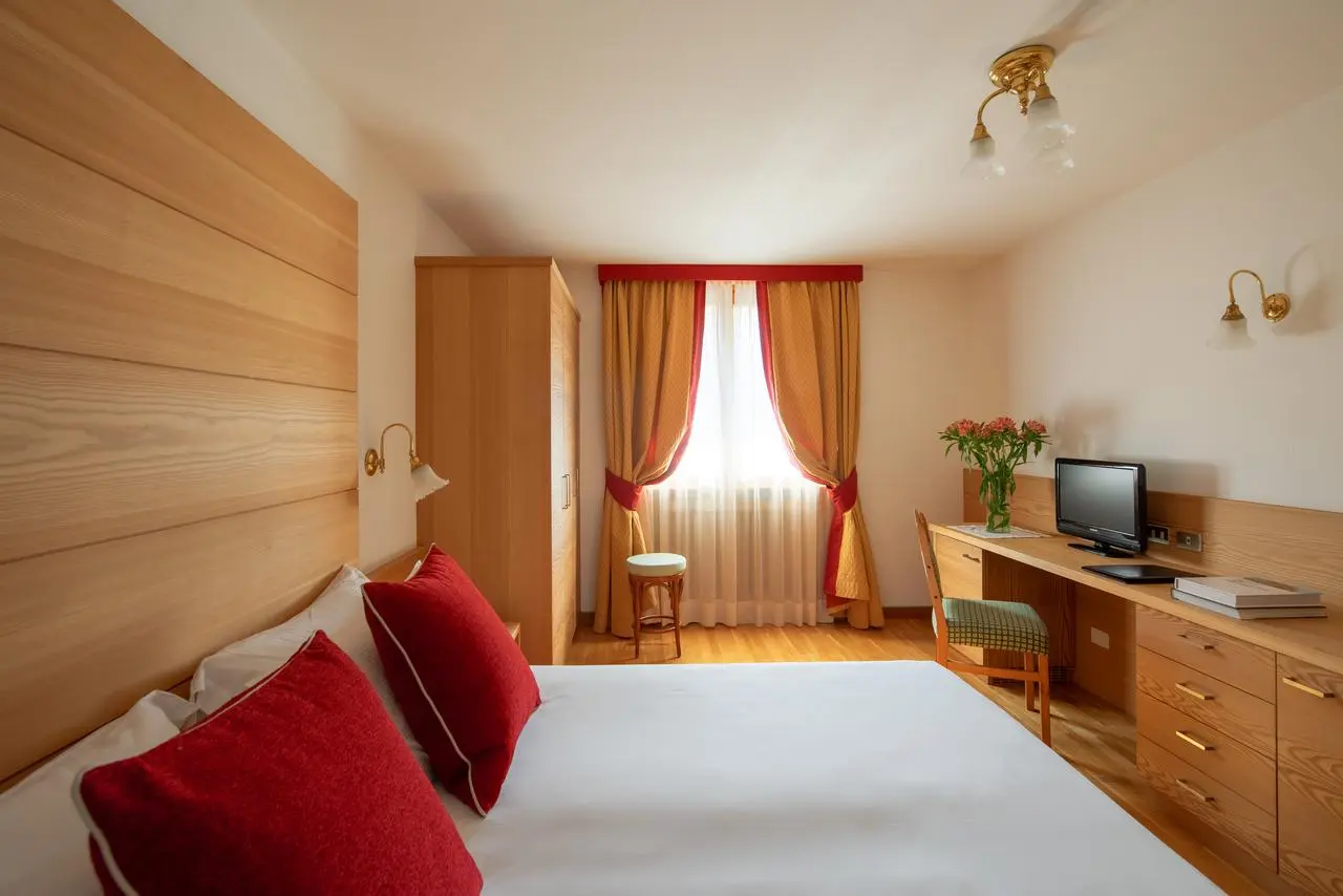 Madonna_di_Campiglio_-_Carlo_Magno_Hotel___Spa_Room