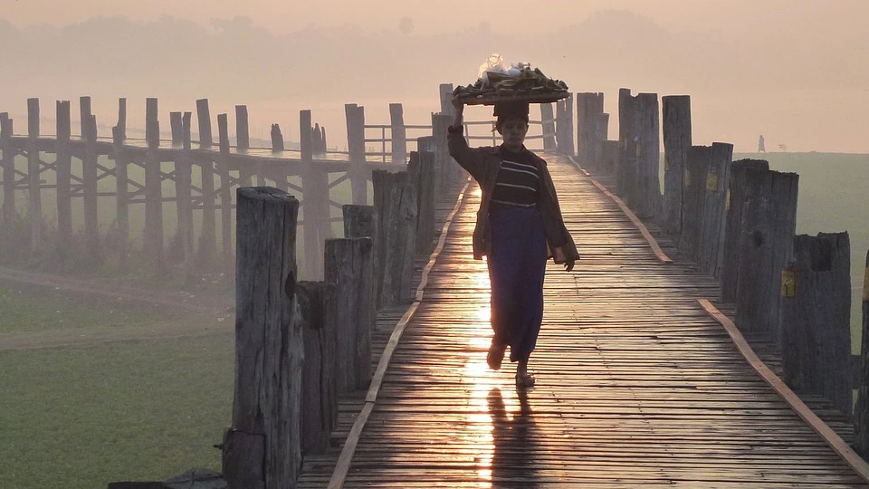 Mandalay, Ponte U-Bein