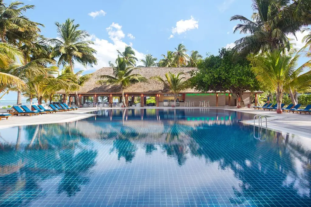 Meeru Island Resort &Spa, piscina