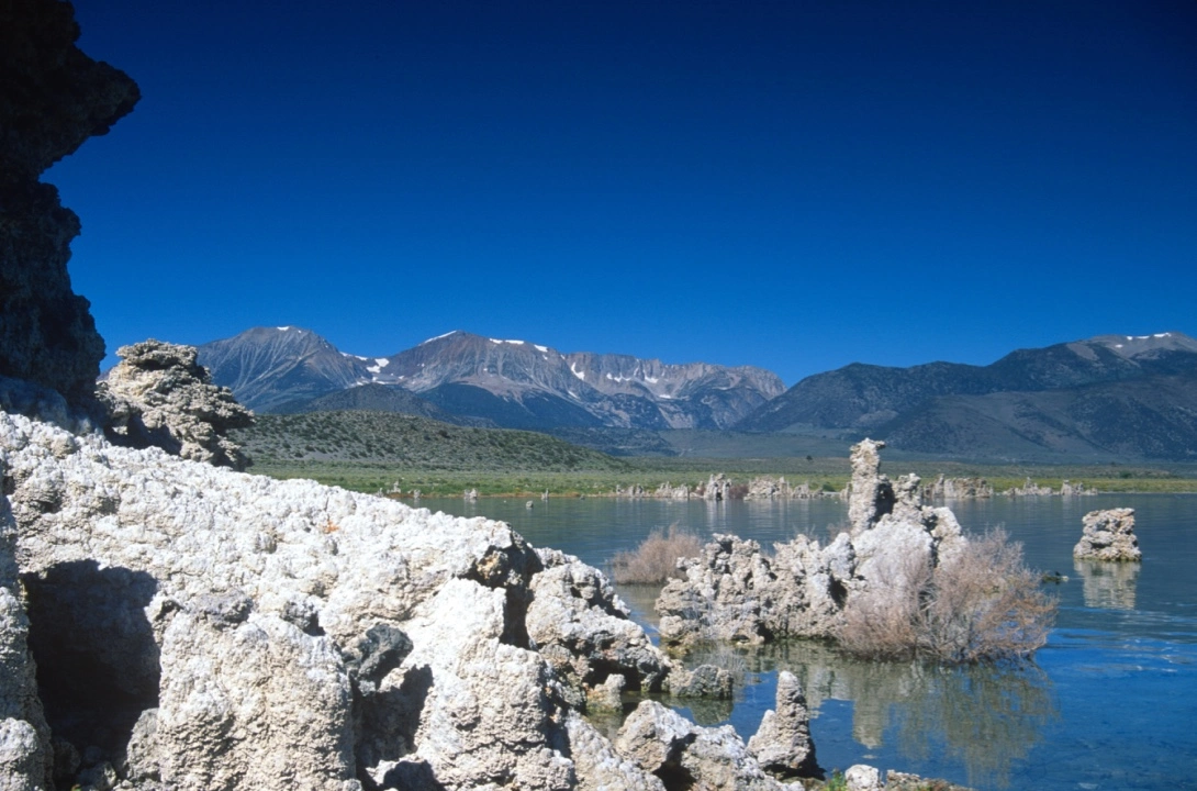 mono-lake01