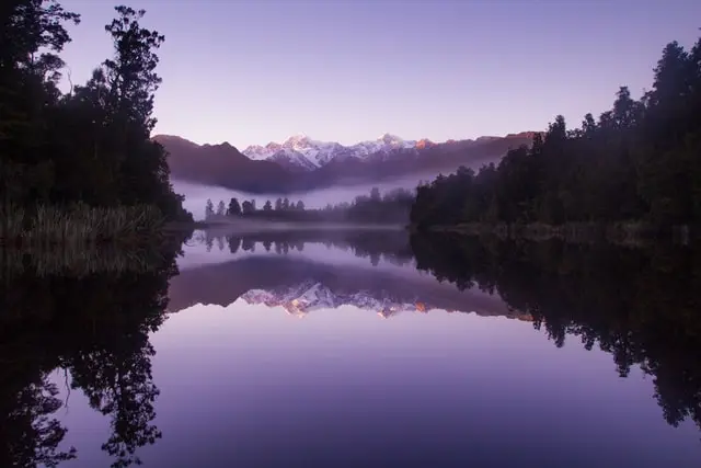 new-zealand-lake-matheson-small