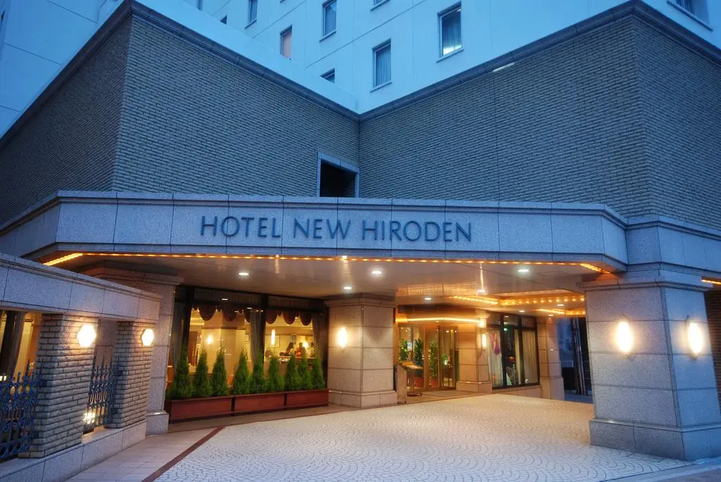 New Hiroden, ingresso