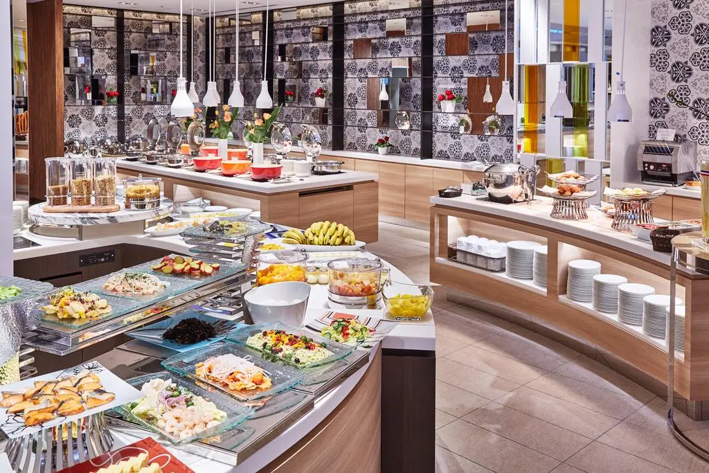 New Miyako Hotel, Ristorante buffet Le Plaisir