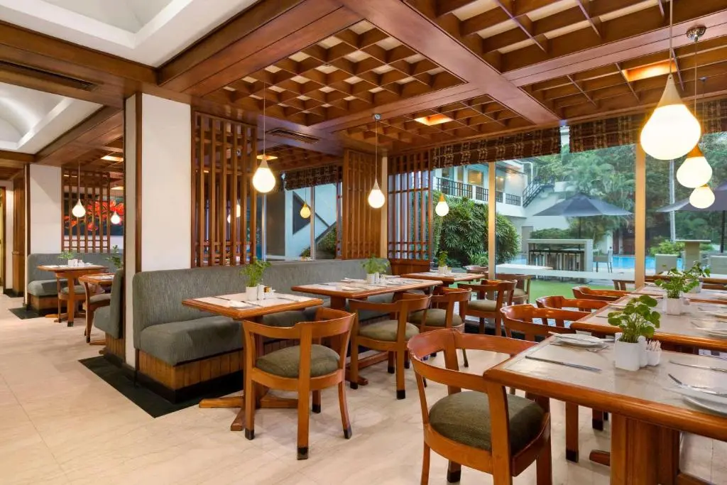 Ramada_Colombo_restaurant