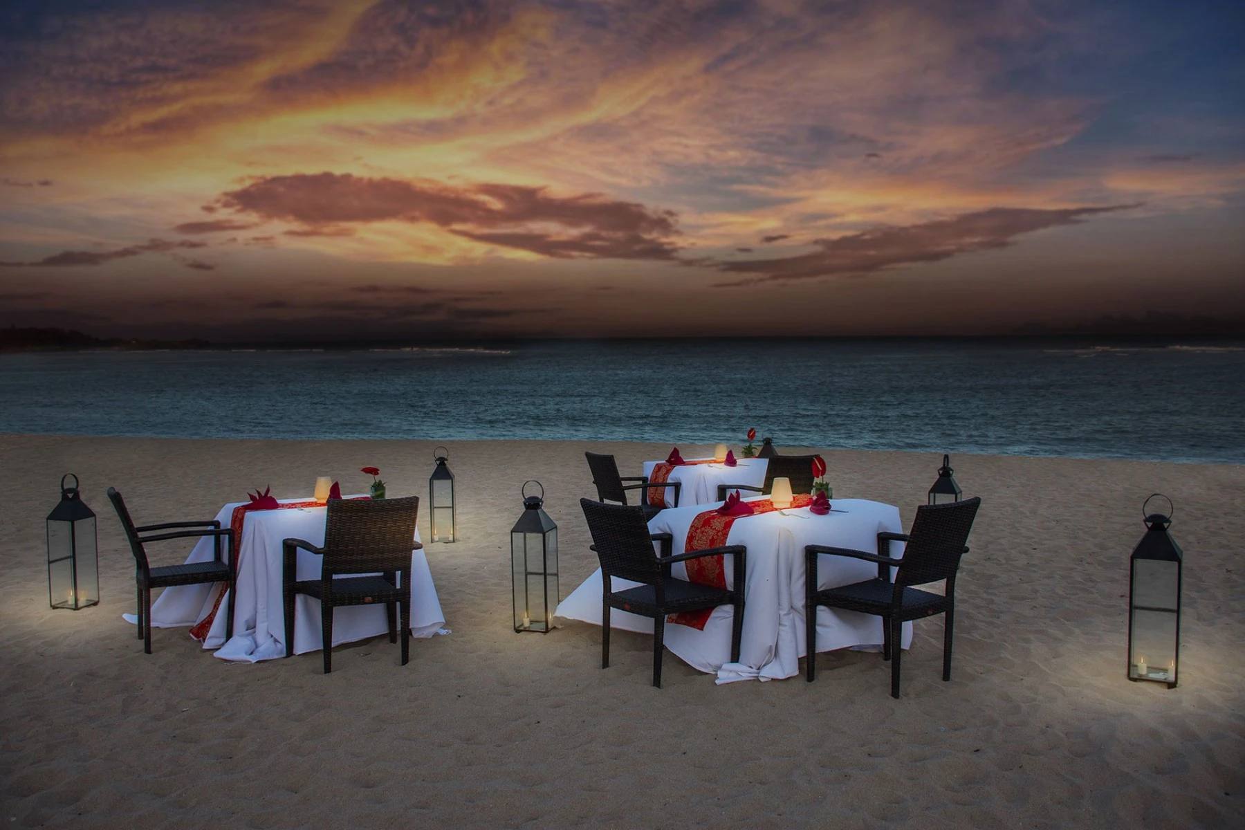 Romantic-Dinner-Indian