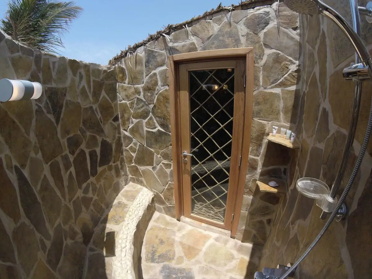 Salalah_-_Souly_Eco_Lodge_bathroom_II