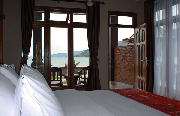 Samosir_villa_resort_room