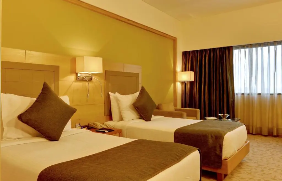 The_Suryaa_india_twin_room