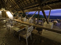 Ongava Lodge, Ristorante