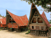 Batak_traditional_house_Samosir_Island