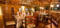 Crater Safari Lodge, Ristorante