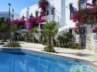 Grecia_Folegandros_Polikandia_Hotel_patio